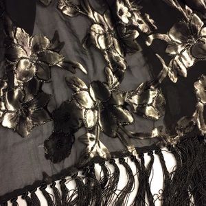 Shawl/wrap velvet silver floral pattern and silk